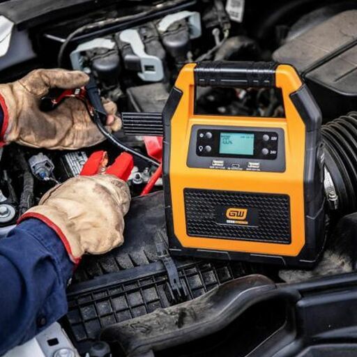 GEARWRENCH GWLBJ30AU 3000A 12V/24V Lithium Battery Jump Starter and Powerbank – image 6