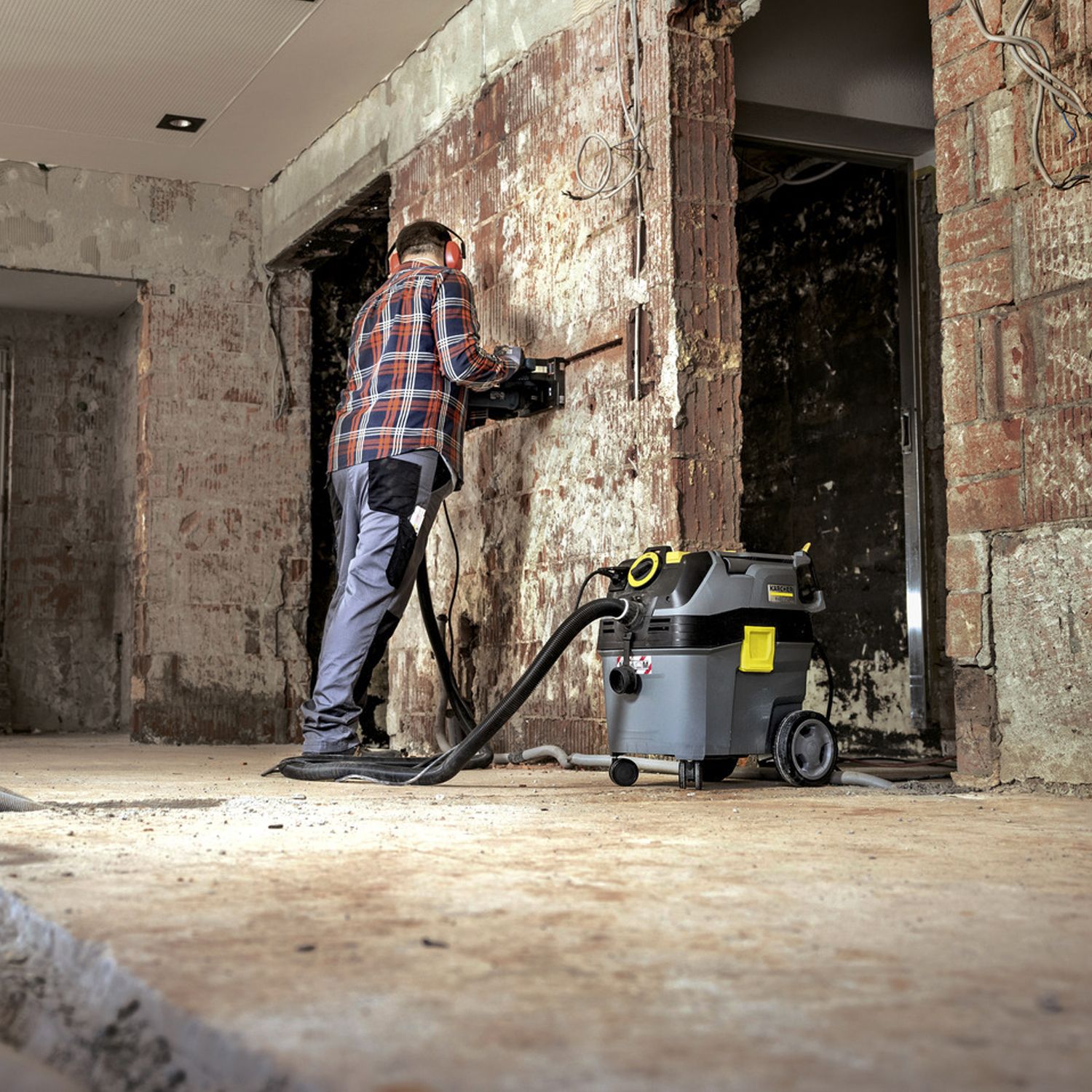 Karcher NT 30/1 AP TE M (1.148-252.0) 1200W Wet & Dry M-Class Construction Vacuum – image 7