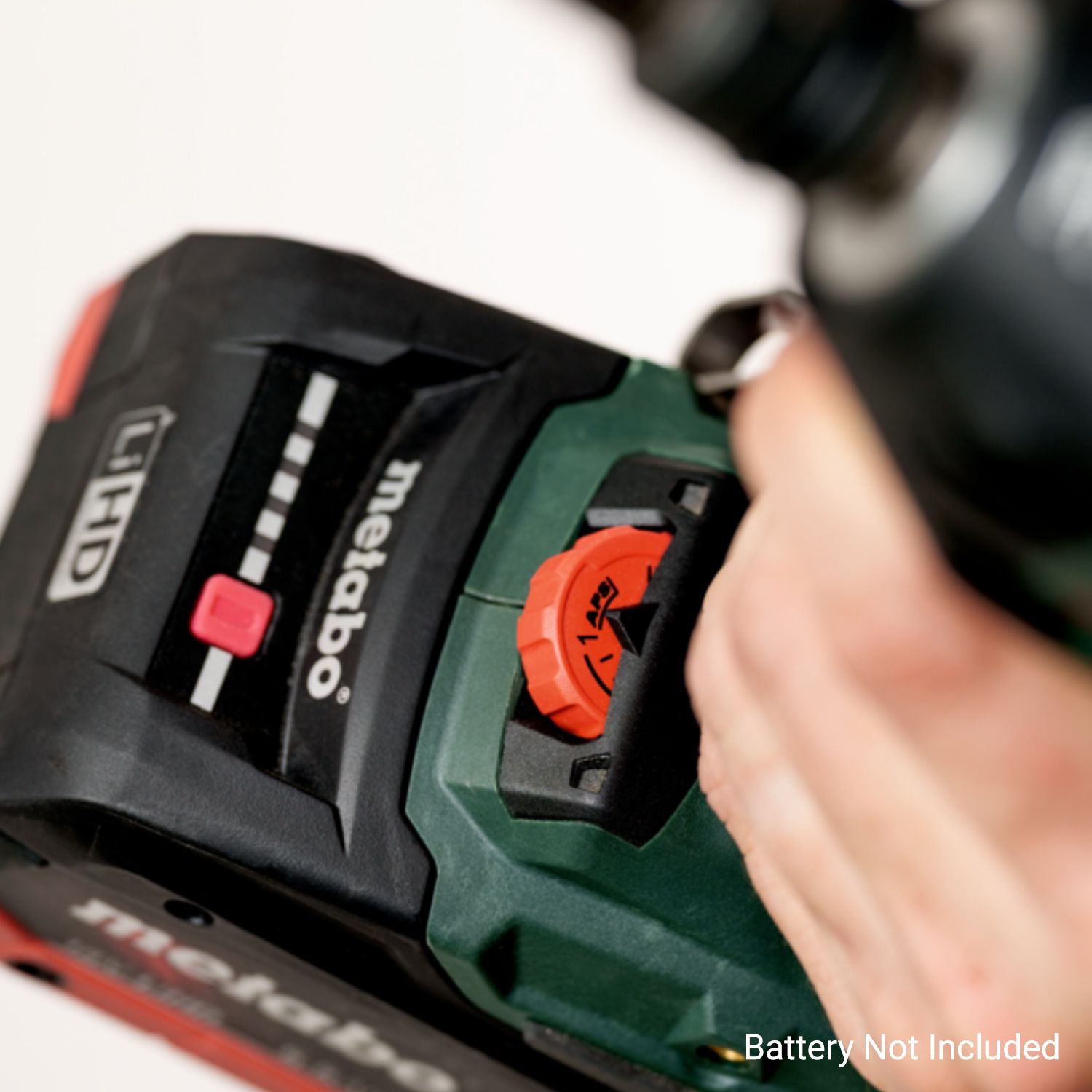 Metabo SSW 18 LTX 550 BL (602404850) 18V Li-ion Cordless Brushless 1/2" Drive 550Nm Impact Wrench - Skin Only – image 4