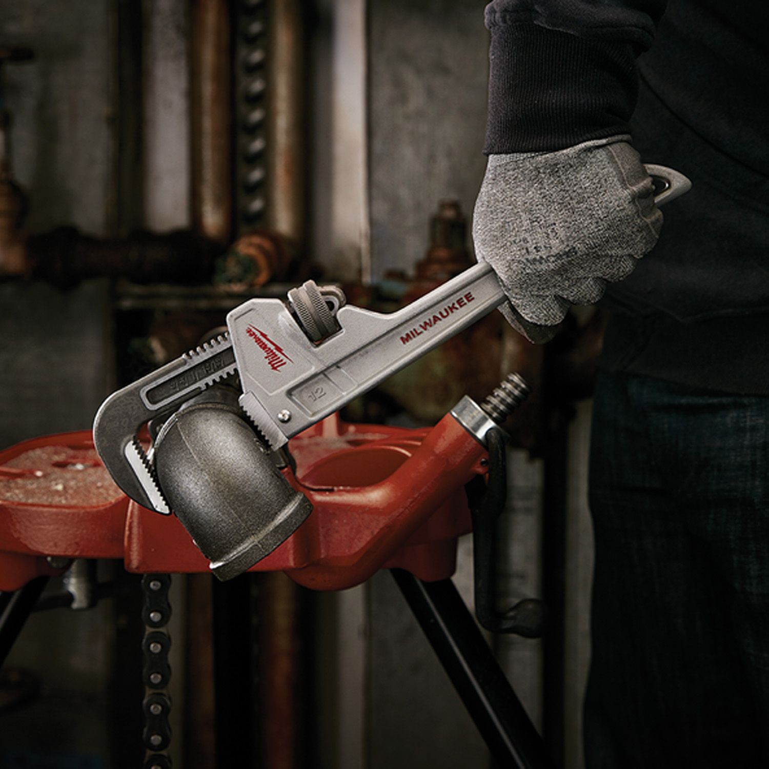Milwaukee 48227212 304mm (12") Aluminum Pipe Wrench – image 5