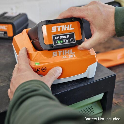 STIHL AL 301 (EA094305505) 36V Li-ion Quick Charger – image 2