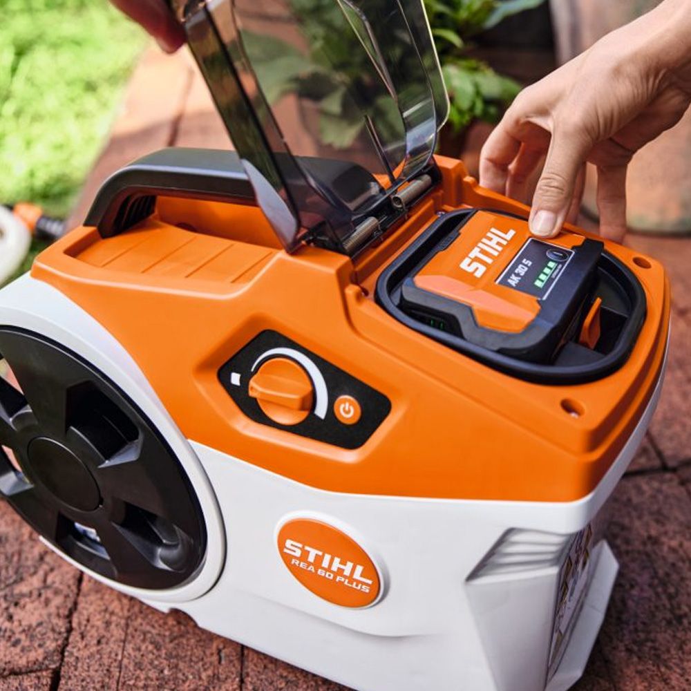 STIHL REA 60 PLUS (RA010117600) 36V Li-ion Cordless AK Sytem Pressure Washer - Skin Only – image 7