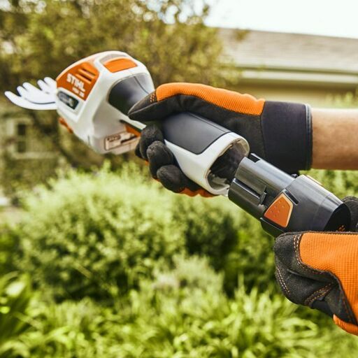 STIHL HSA 26 (HA030113510) 11V 2.1Ah Li-ion Cordless 200mm AS System Garden Shears Combo Kit – image 4