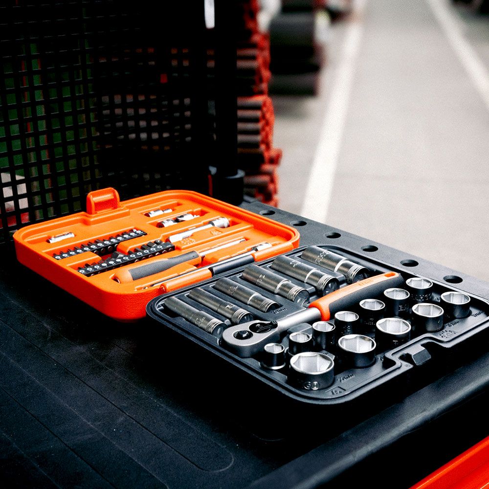 Bahco S51MC3H 51pce 3/8” Square Drive Standard and Deep Socket Set with Metric Hex Profile and 1/4” Bits – image 15