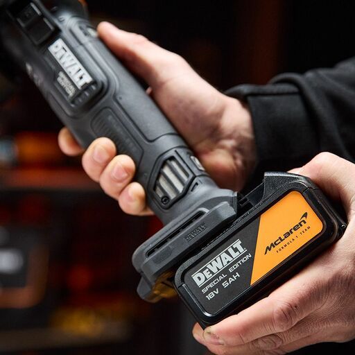 DeWalt DCG45MP2T-XE DeWalt x McLaren F1 Team 18V XR 5.0Ah Li-ion Cordless 125mm (5") Angle Grinder Combo Kit - Special Edition – image 13