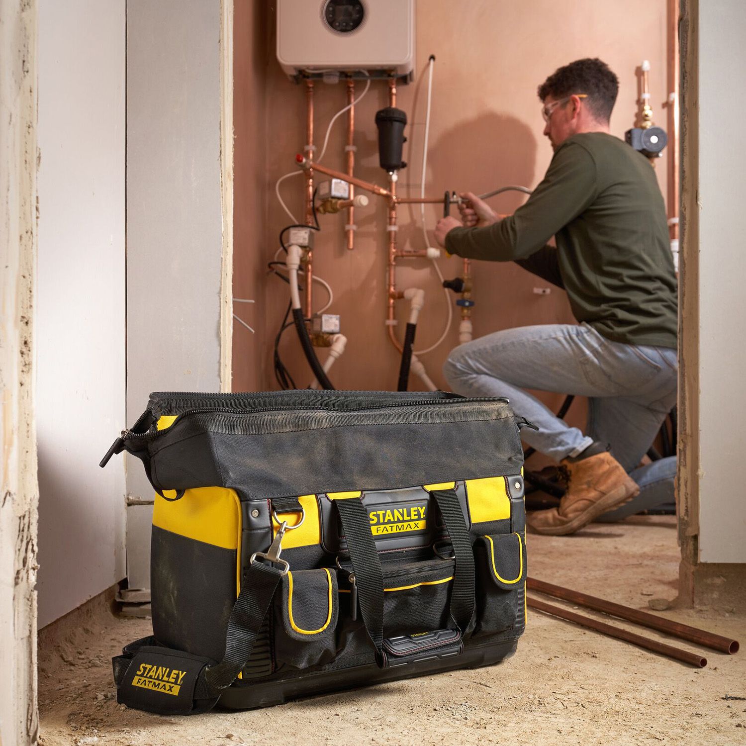 Stanley FMST1-71180 FatMax 20" Open Mouth Rigid Tool Bag – image 3