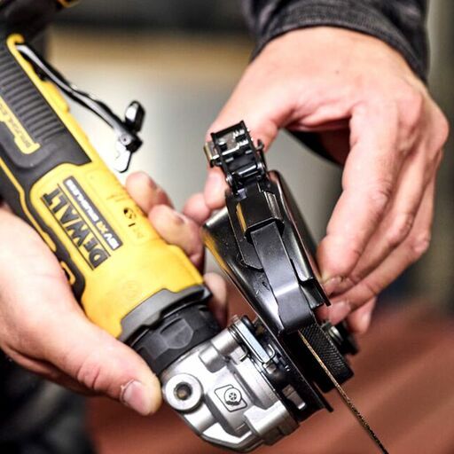 DeWalt DCG404N-XJ 18V XR Li-ion Cordless 125mm (5") Compact Angle Grinder - Skin Only – image 7
