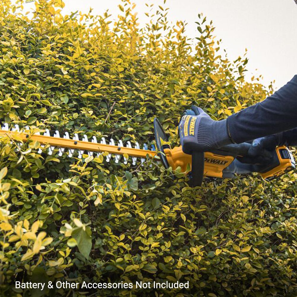 DeWalt DCKO005P1-XE 18V XR 5.0Ah Li-ion Cordless Power Pruner Shears + Hedge Trimmer Value Combo Kit – image 22
