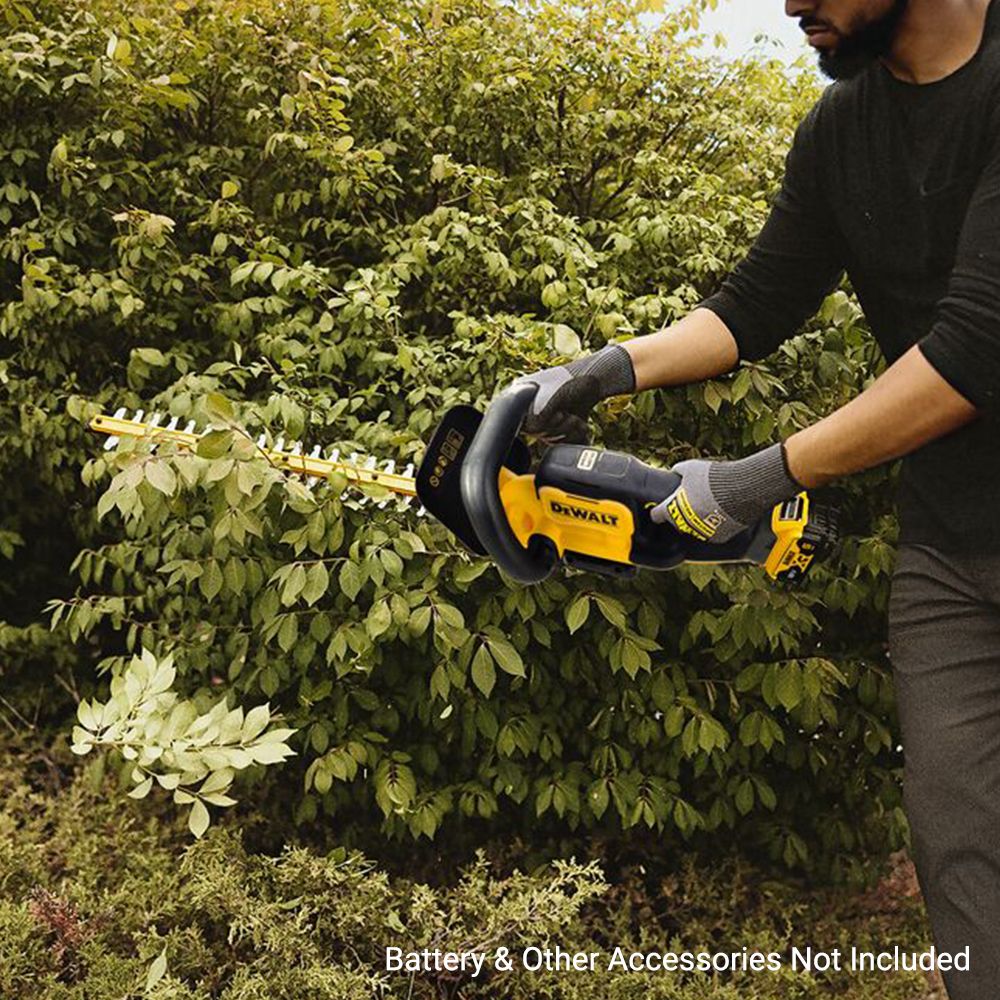 DeWalt DCKO005P1-XE 18V XR 5.0Ah Li-ion Cordless Power Pruner Shears + Hedge Trimmer Value Combo Kit – image 17