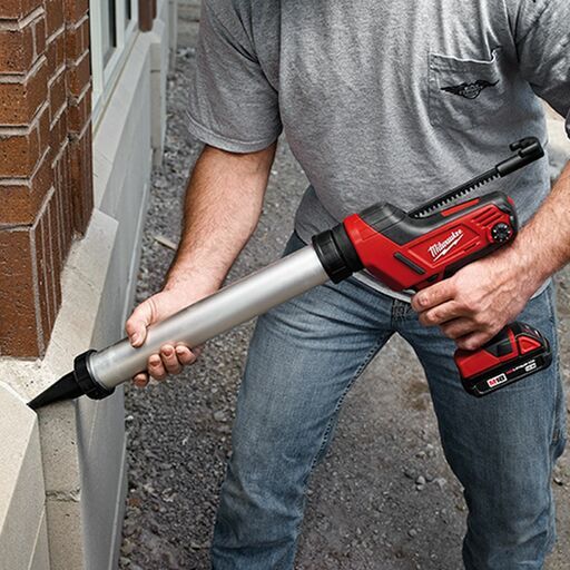 Milwaukee C18PCG600A-201B 18V 2.0Ah Li-Ion Cordless 600ml Caulking Gun Combo Kit – image 3