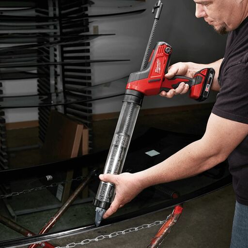 Milwaukee C18PCG600A-201B 18V 2.0Ah Li-Ion Cordless 600ml Caulking Gun Combo Kit – image 4