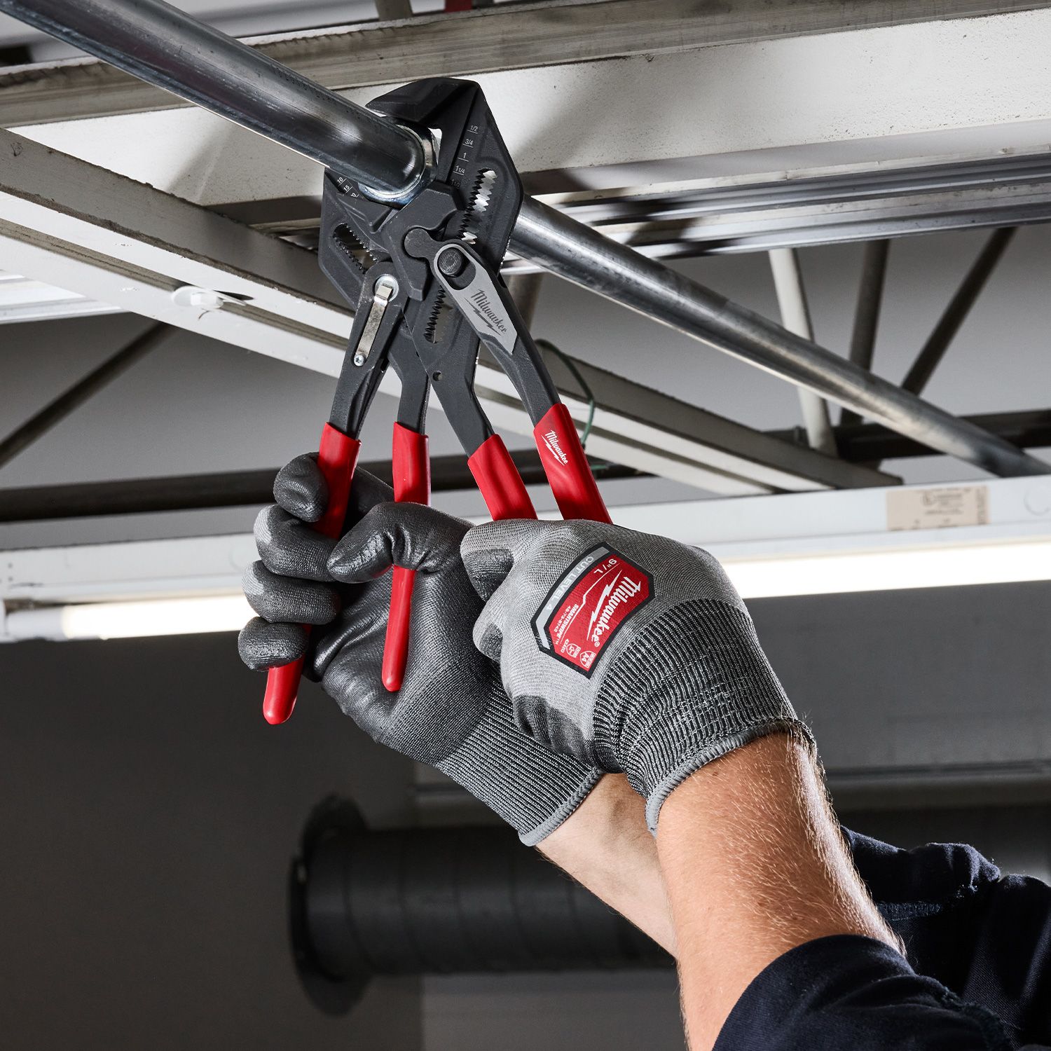 Milwaukee 4932501152 2pce 180mm & 250mm Smooth Jaw Plier Wrench Set – image 9