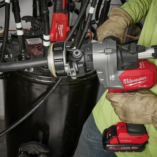 Milwaukee M18FCST0C 18V Li-ion FUEL Cordless 12mm-54mm Cable Stripper - Skin Only – image 5