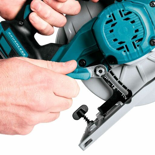 Makita DHS680Z 18V LXT Li-Ion 165mm (6-1/2") Brushless Cordless Circular Saw - Skin Only – image 5