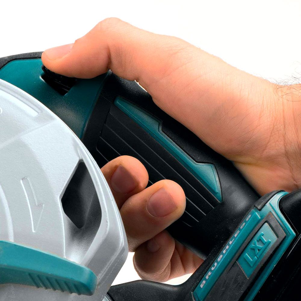 Makita DHS680Z 18V LXT Li-Ion 165mm (6-1/2") Brushless Cordless Circular Saw - Skin Only – image 3