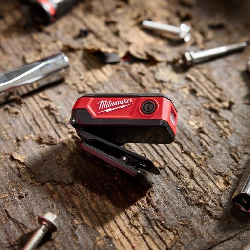 Milwaukee MIRCL300 300 Lumen Rechargeable Clip Light – image 10