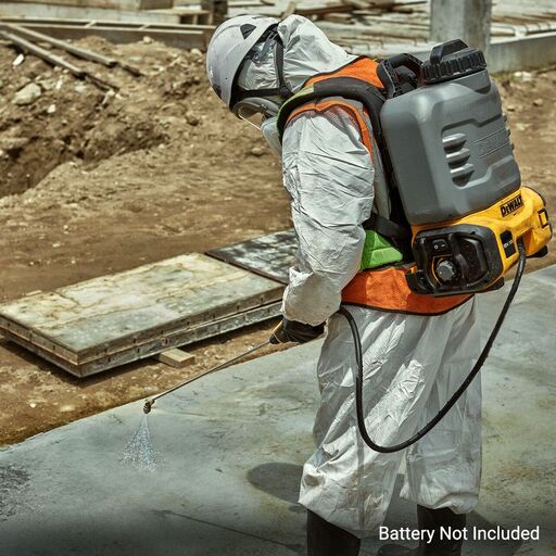 DeWalt DCCS1100N-XJ 18V XR Li-ion 15L Backpack Concrete Chemical Sprayer - Skin Only – image 7