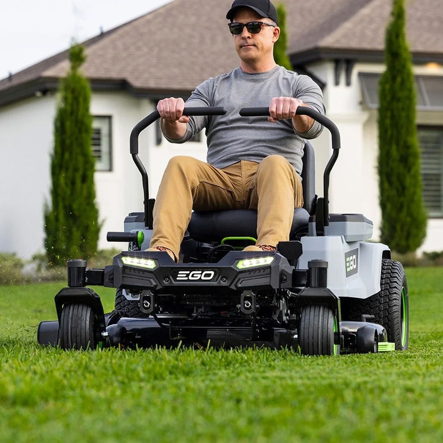 EGO ZT4213E-L POWER+ 56V 107cm (42") Z6 Zero Turn Riding Mower Kit – image 9