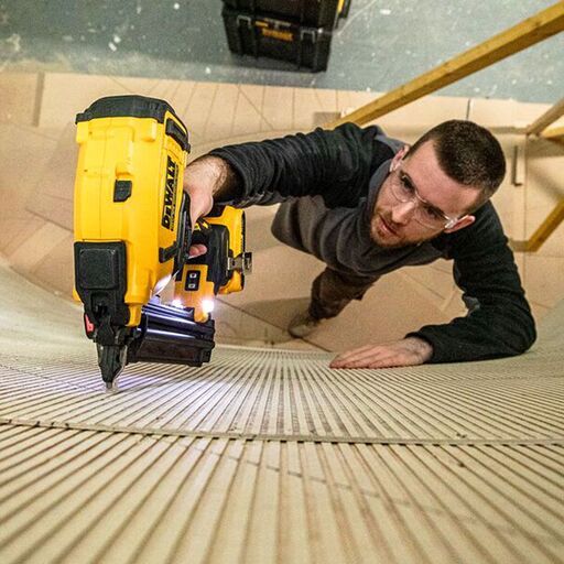 [Pre-Order] DeWalt DCN210SN-XJ 18V XR Li-ion Cordless Brushless Compact 18GA Brad Nailer - Skin Only – image 9