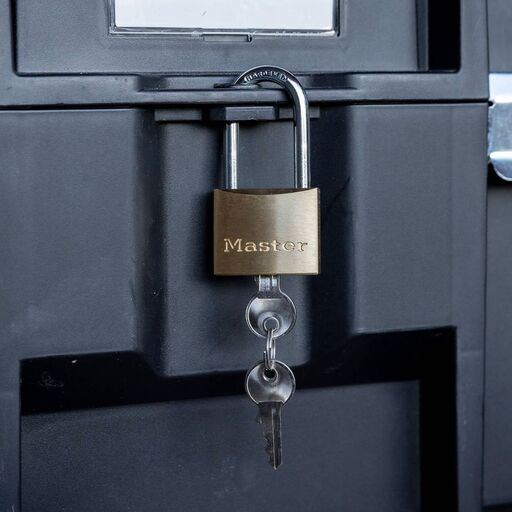 Master Lock 1902DLFAU 40mm Long Shackle Brass Padlock – image 3
