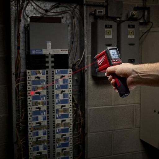 Milwaukee 2268-40 9V Alkaline Laser Temperature Gun – image 4
